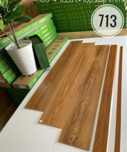 Trang chủ 161 SÀN NHỰA HÈM KHOÁ 713