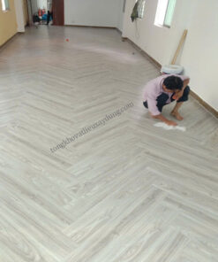 sàn nhựa hèm khóa