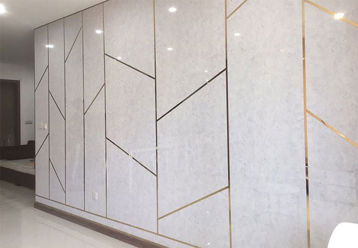 Tổng hợp các mẫu tấm nhựa dán tường giả đá mới rẻ đẹp nhất 2025