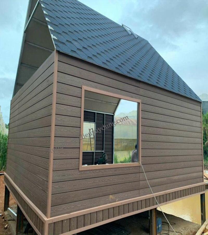 Tấm Nhựa Ngoài Trời