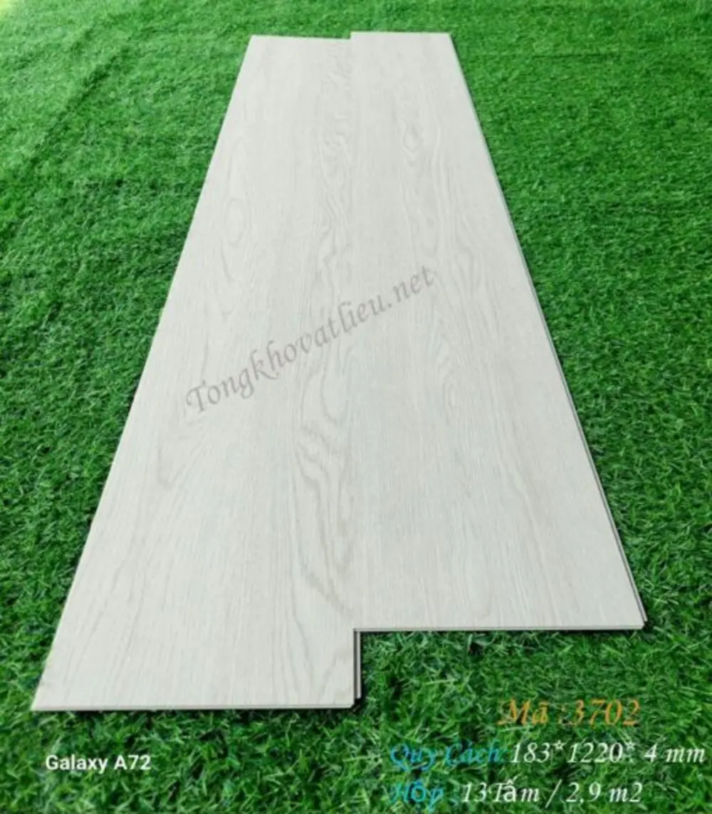 Sàn Nhựa Hèm Khóa Mã 3702 – 183x4x1220mm