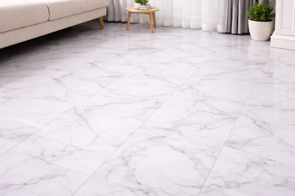 Vân đá Marble trắng luôn là lựa chọn hàng đầu để nâng tầm sự sang trọng cho căn hộ hiện đại