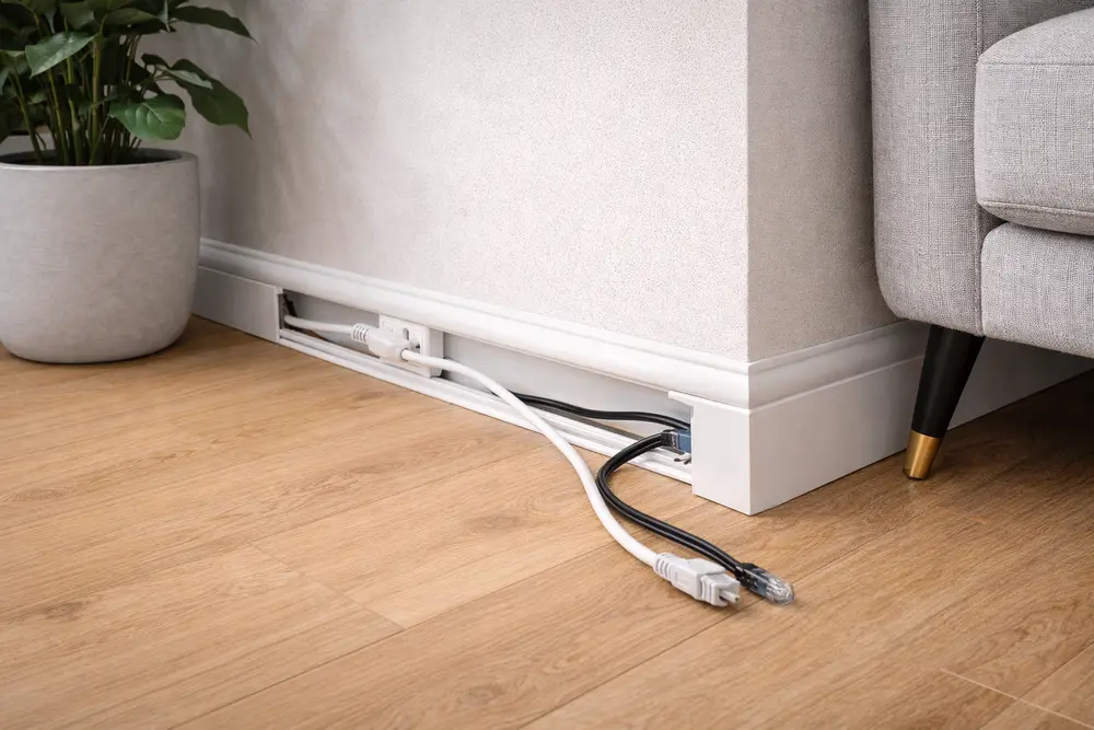 Thiết kế thông minh giúp chân tường không chỉ đẹp mà còn vô cùng tiện dụng