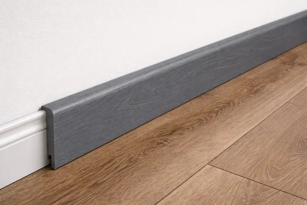 Vân đá thô mộc giúp không gian chân tường trở nên mạnh mẽ và đậm chất nghệ thuật