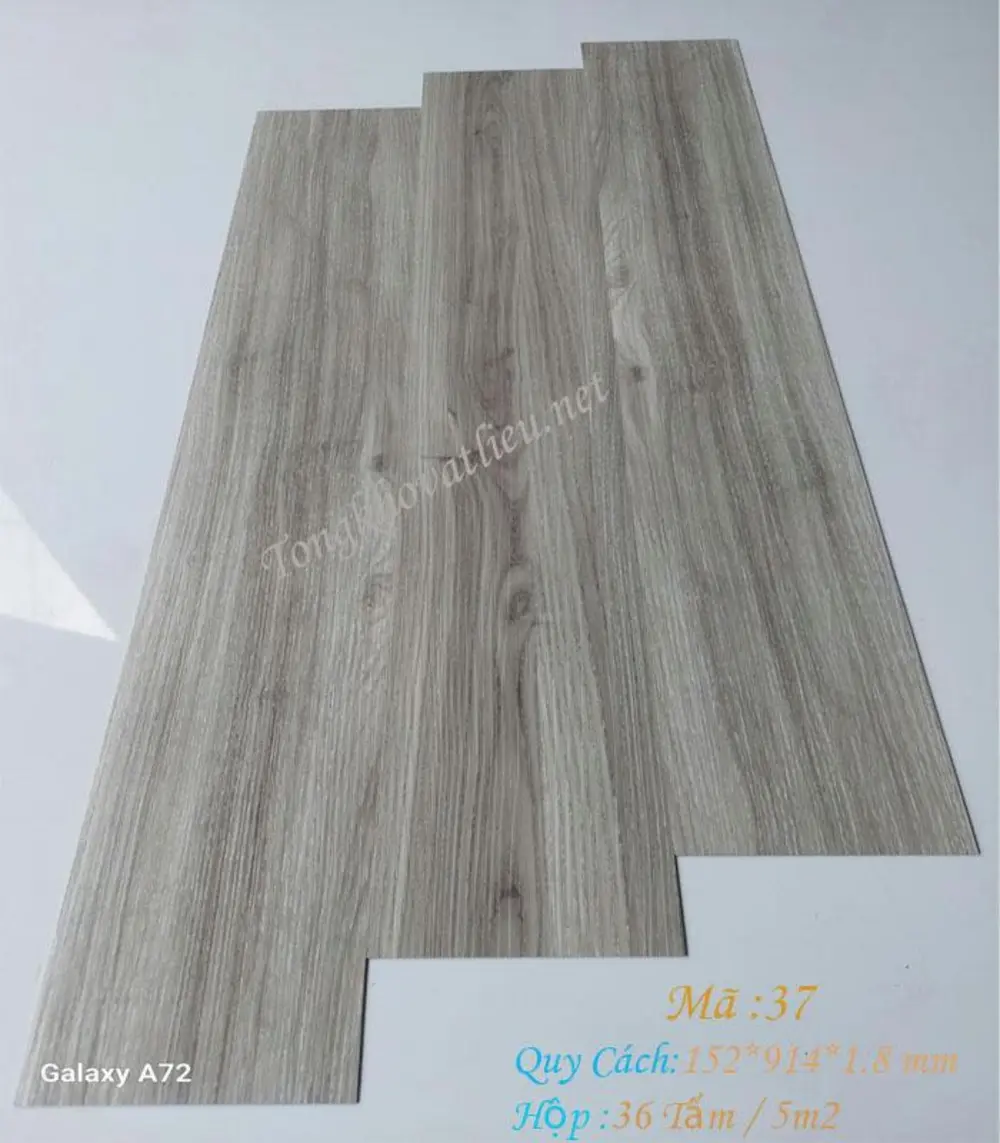 Hệ thống hèm khóa thông minh là cuộc cách mạng trong vật liệu lót sàn nhà tắm