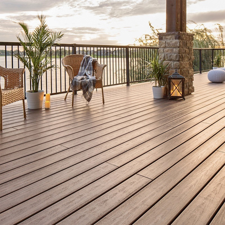 Tấm nhựa ngoài trời